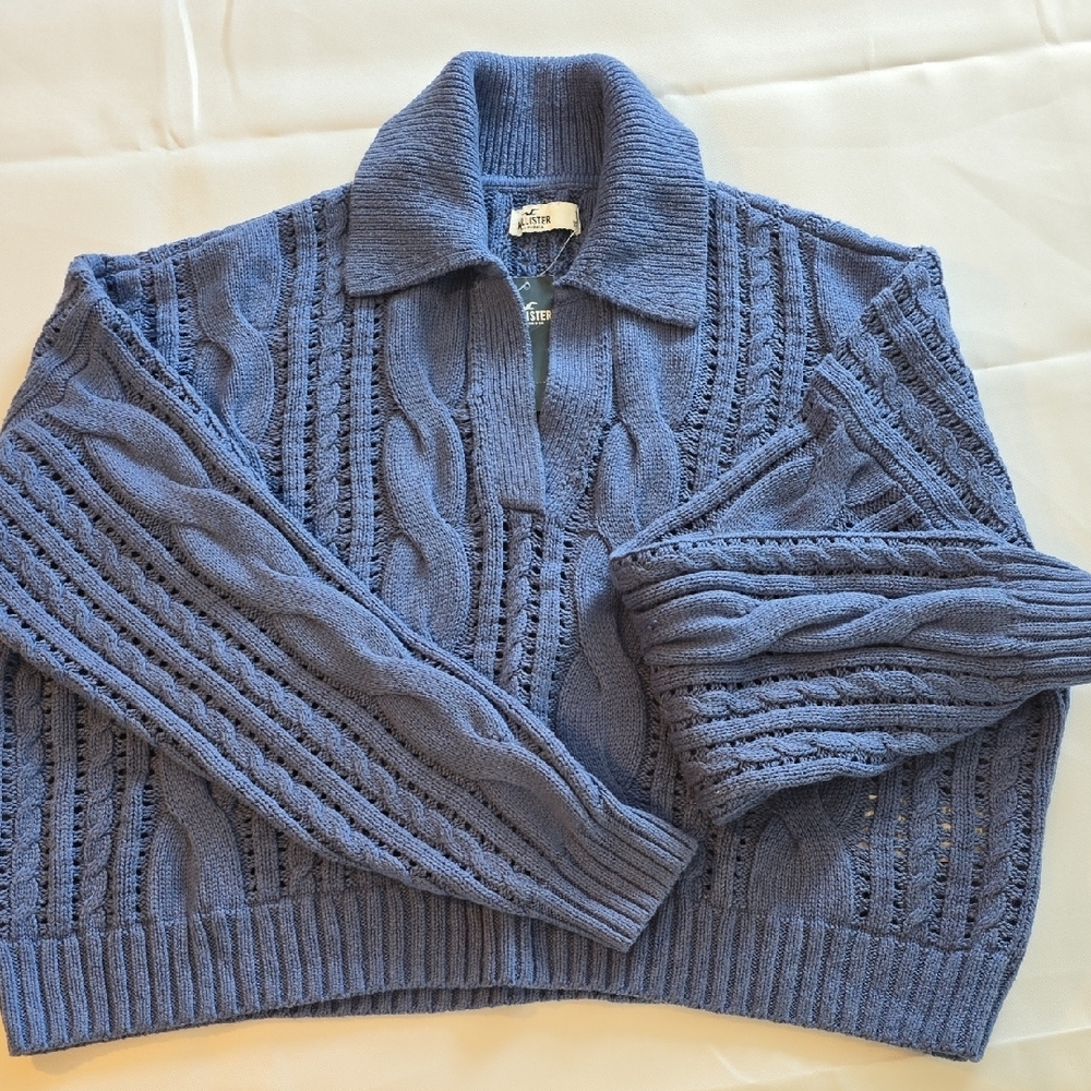 Hollister Cable Knit Sweater NWT
